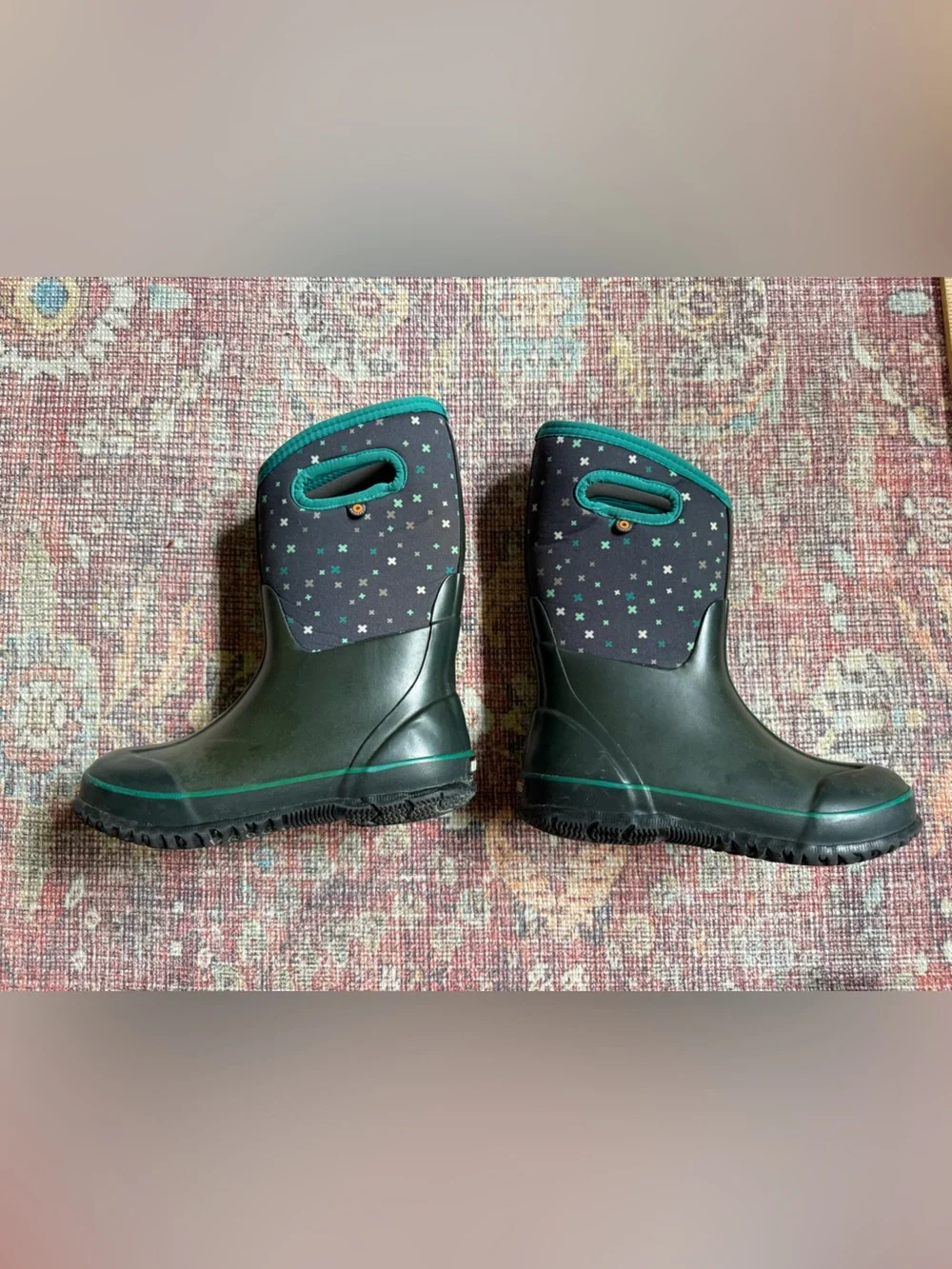 Bogs Kids Grey Teal Classic Plus Waterproof Pull-On winter boots size 3